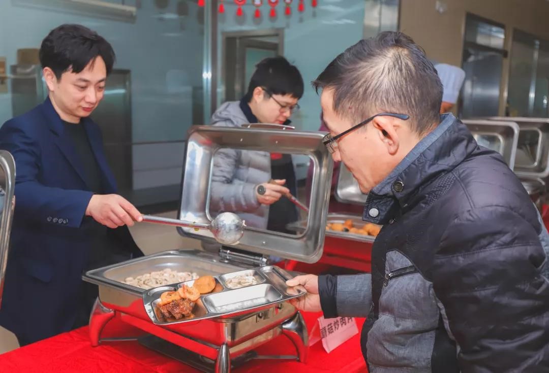 【圣诞礼 生日季】冠瑞(上海)医疗科技产业园圣诞生日趴(图9) 【圣诞礼 生日季】冠瑞(上海)医疗科技产业园圣诞生日趴(图9)