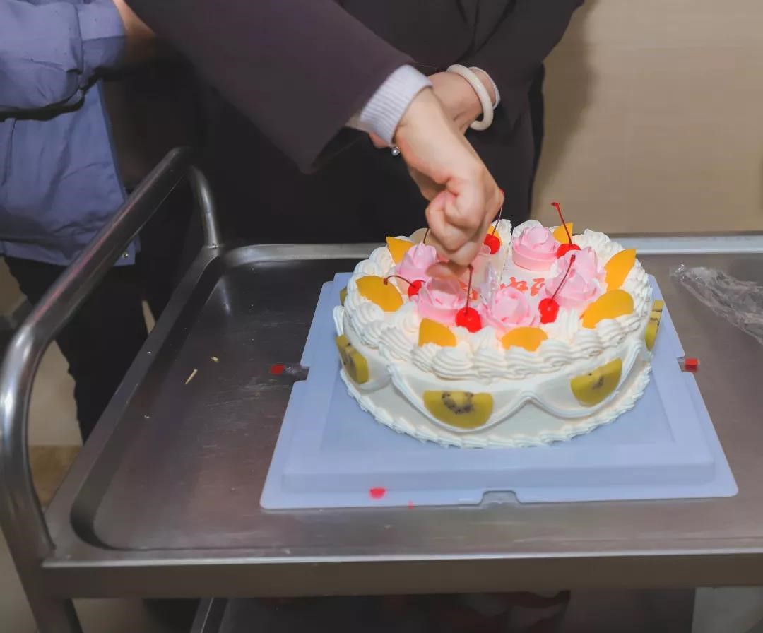 【圣诞礼 生日季】冠瑞(上海)医疗科技产业园圣诞生日趴(图17) 【圣诞礼 生日季】冠瑞(上海)医疗科技产业园圣诞生日趴(图17)