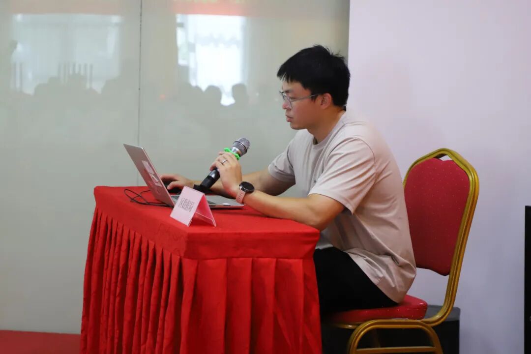 惠企政务宣讲会现场